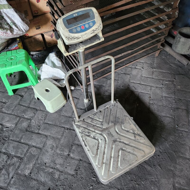 Weight Scale for Coconut Charcoal Factory